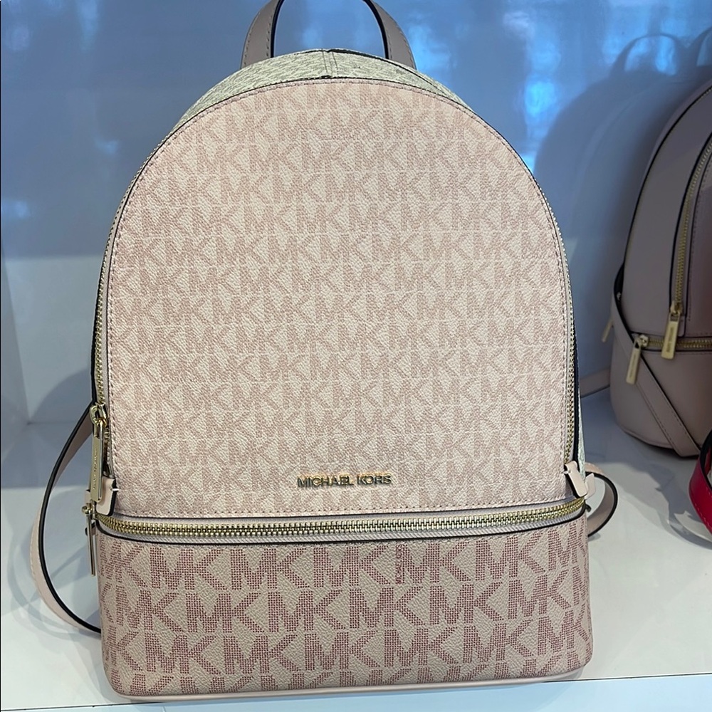 MICHAEL KORS Rhea Medm Zip Color-Block Signature Logo Backpack
PWD BLSH MLT
NWT - Picture 1 of 16